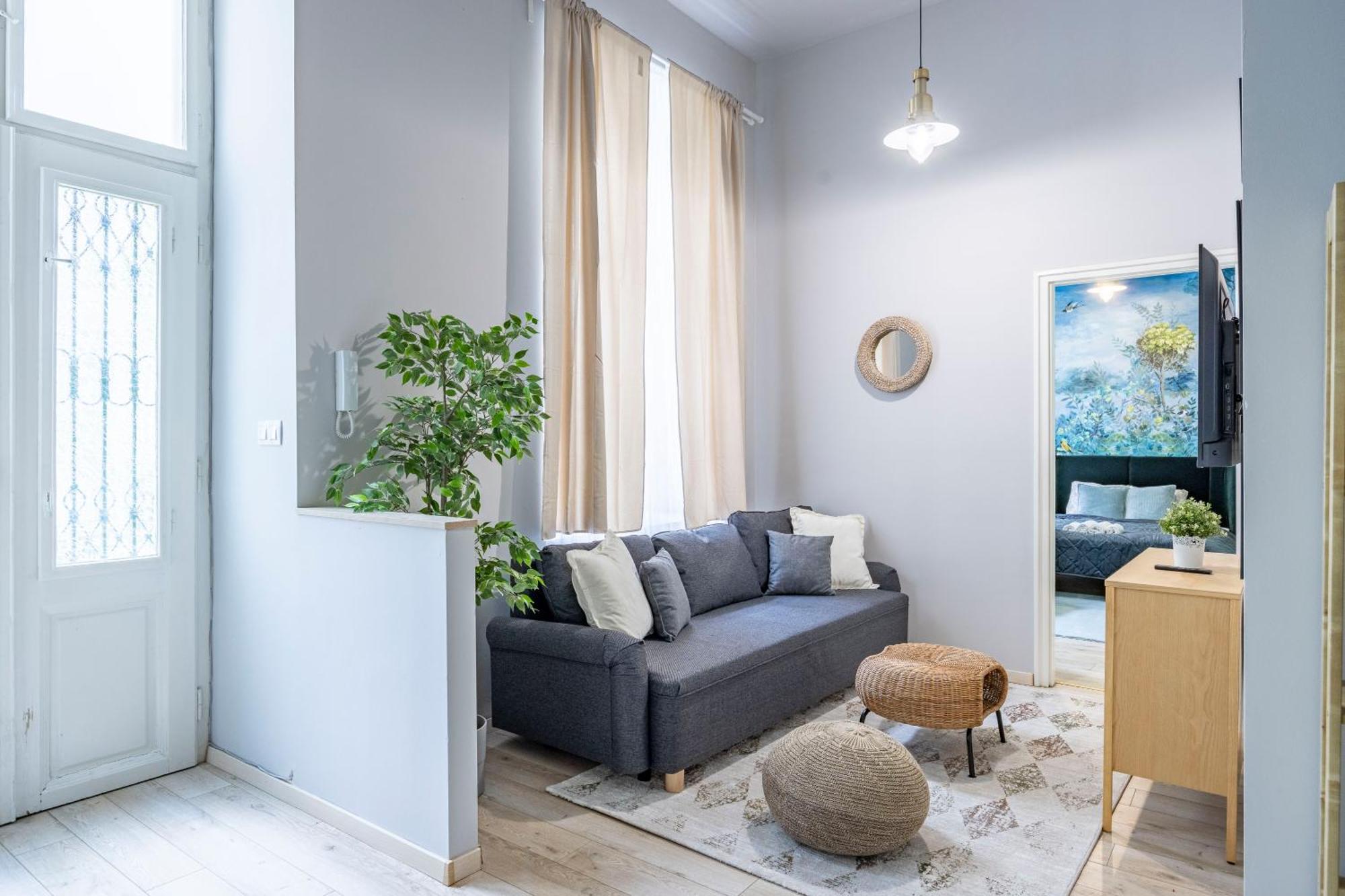 Hidden Gem With Terrace On The Andrassy Fashion Road Διαμέρισμα Βουδαπέστη Εξωτερικό φωτογραφία
