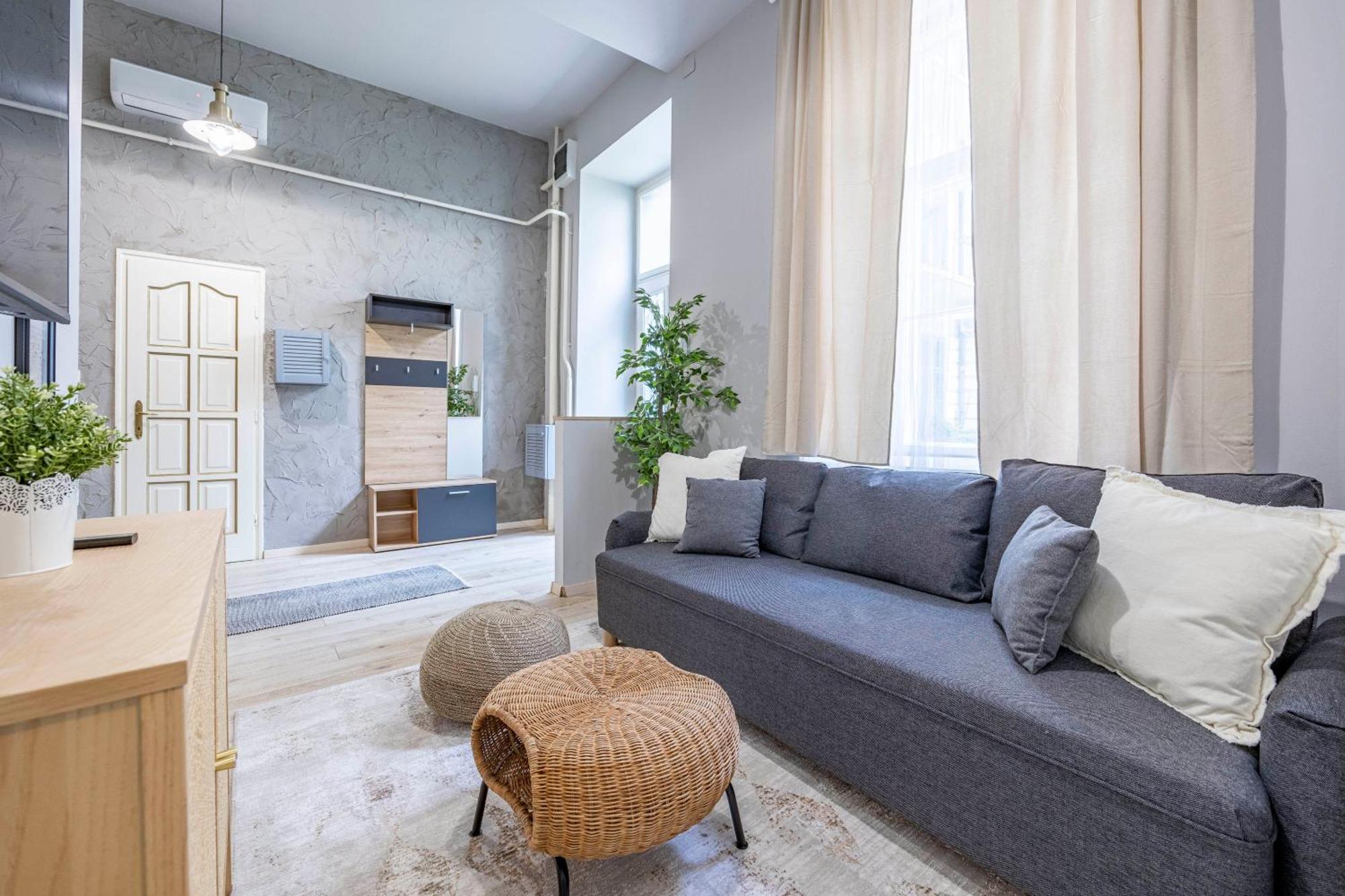 Hidden Gem With Terrace On The Andrassy Fashion Road Διαμέρισμα Βουδαπέστη Εξωτερικό φωτογραφία